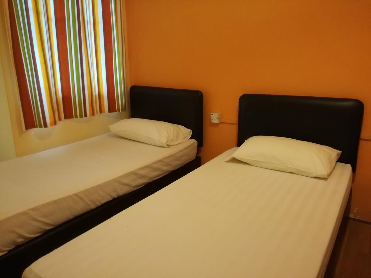 Harbourside Backpackers Hostel Sandakan Room photo